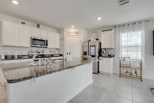 $350,000 | 5258 Mahogany Drive, Mount Dora, FL 32757