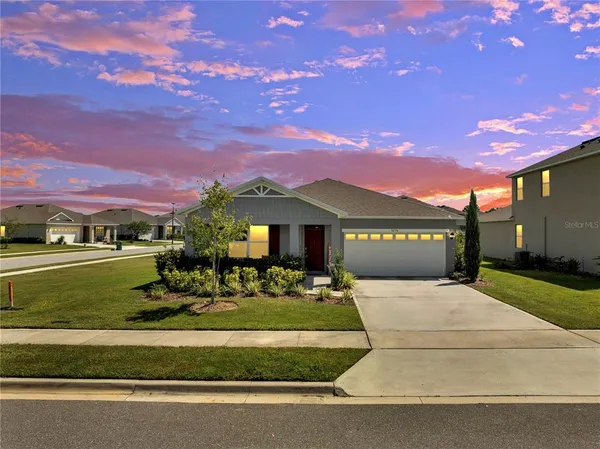 $350,000 | 5258 Mahogany Drive, Mount Dora, FL 32757