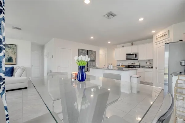$350,000 | 5258 Mahogany Drive, Mount Dora, FL 32757