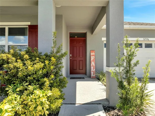 $350,000 | 5258 Mahogany Drive, Mount Dora, FL 32757