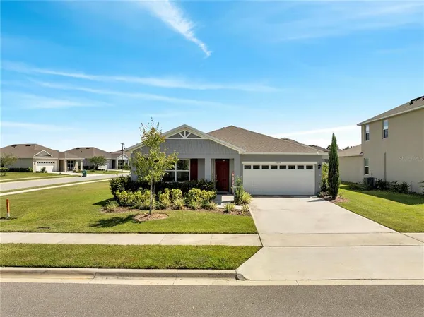 $350,000 | 5258 Mahogany Drive, Mount Dora, FL 32757