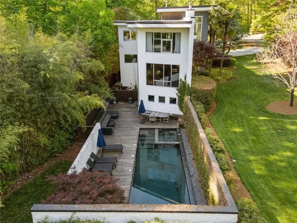 $1,695,000 | 1960 Tall Tree Drive Northeast, Atlanta, GA 30324
