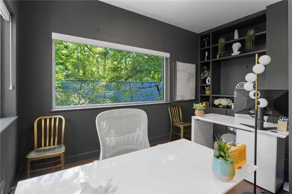 $1,695,000 | 1960 Tall Tree Drive Northeast, Atlanta, GA 30324