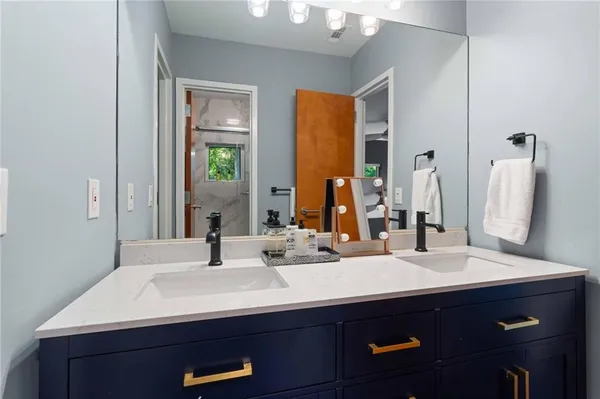 $1,695,000 | 1960 Tall Tree Drive Northeast, Atlanta, GA 30324