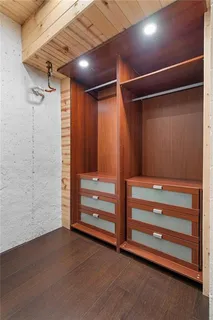 $1,695,000 | 1960 Tall Tree Drive Northeast, Atlanta, GA 30324