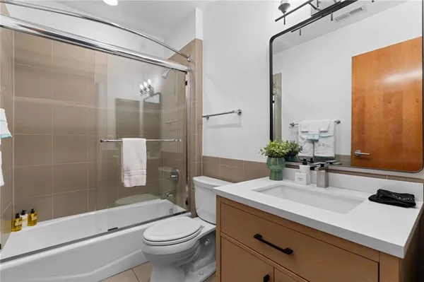 $1,695,000 | 1960 Tall Tree Drive Northeast, Atlanta, GA 30324