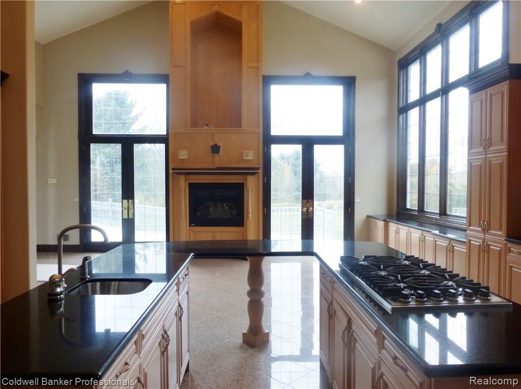 9797 Reese Road Clarkston, MI 48348 - Photo 17 of 62 17.JPG