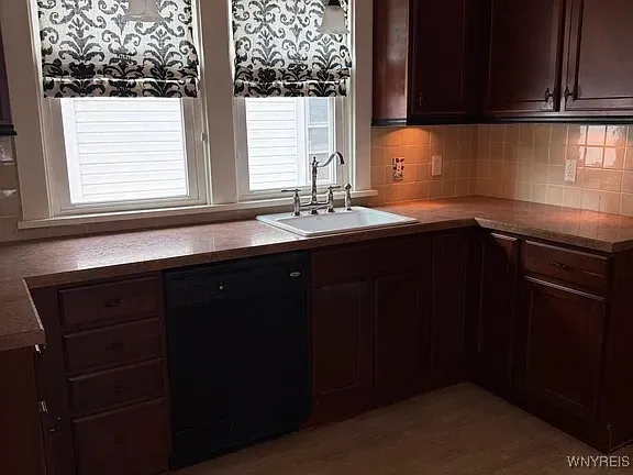 $1,900 | 300 North Park Avenue, Unit AVENUE, Buffalo, NY 14216