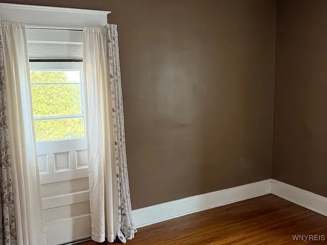 $1,900 | 300 North Park Avenue, Unit AVENUE, Buffalo, NY 14216