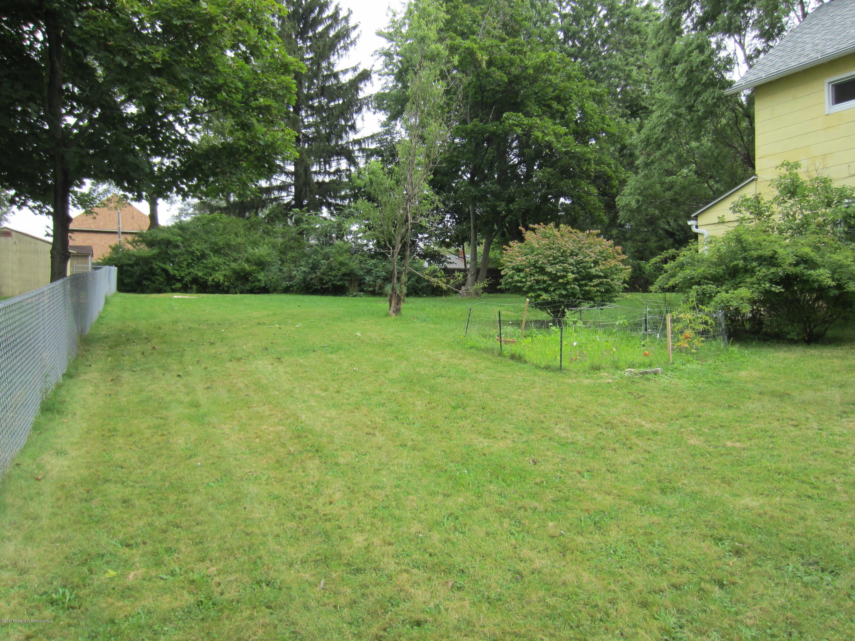 209 Venard Road Clarks Green, PA 18411 - Photo 14 of 17 Gallery Image 14