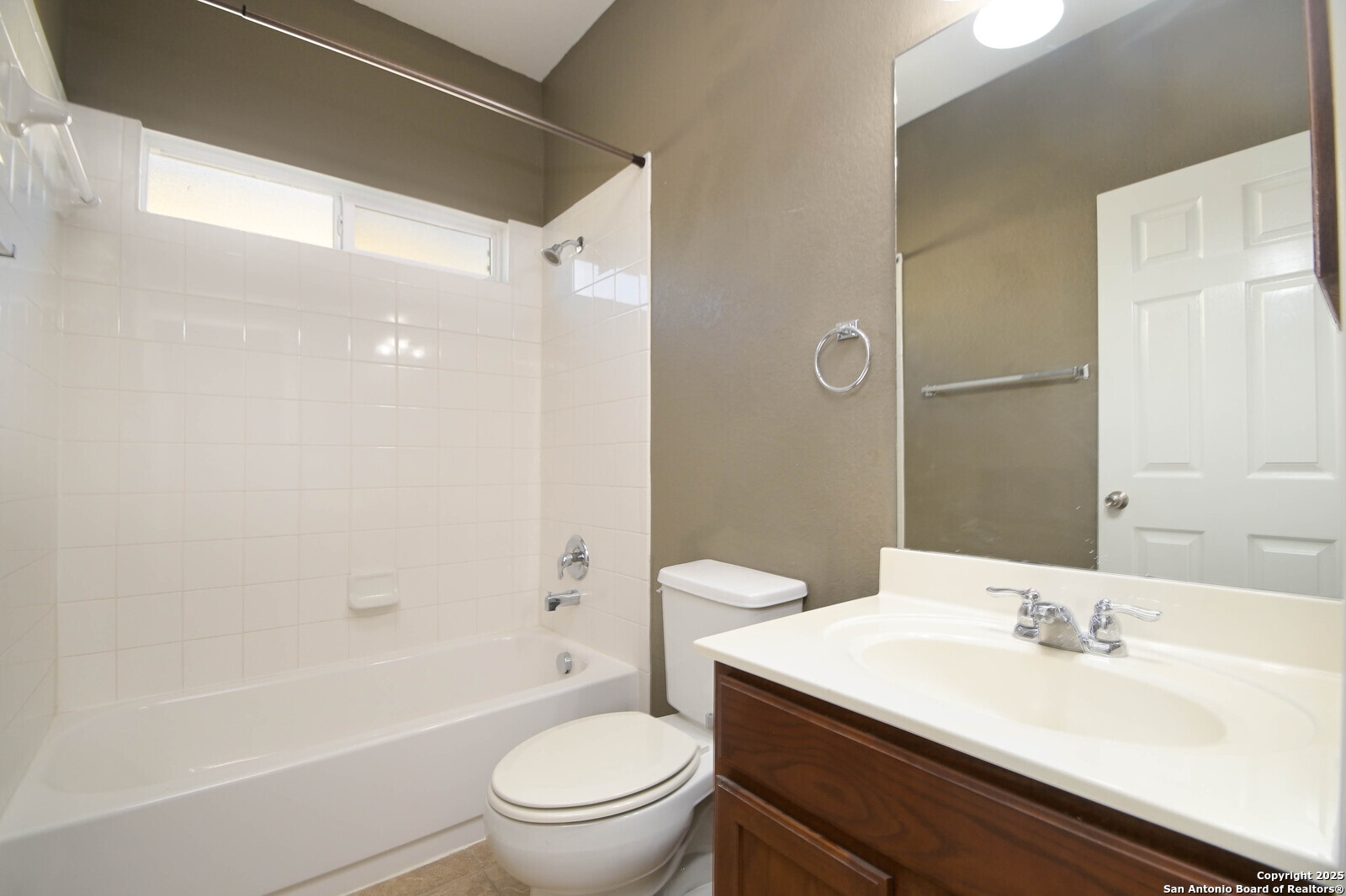 745 Hollow Ridge Schertz, TX 78108 - Photo 12 of 15