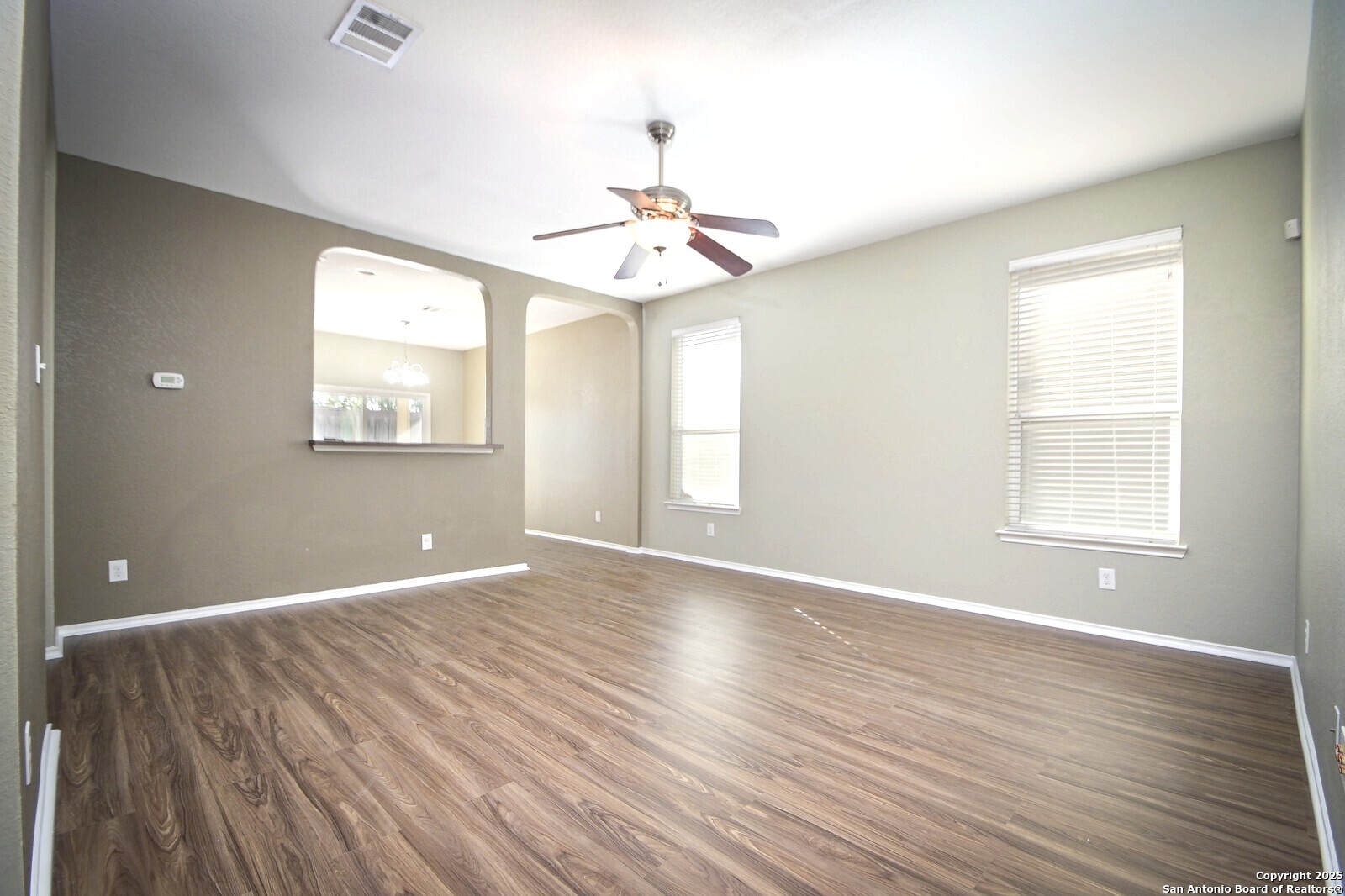 745 Hollow Ridge Schertz, TX 78108 - Photo 3 of 15