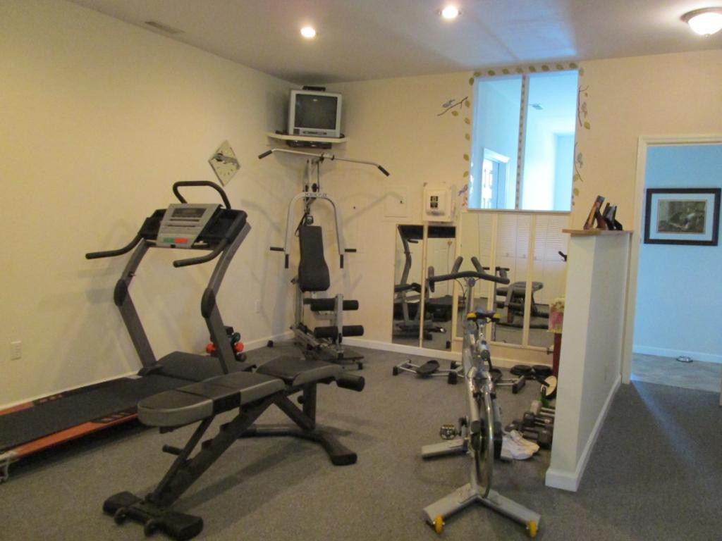 1120 Reece Hill Road Mountain City, TN 37683 - Photo 24 of 36 Workout Room