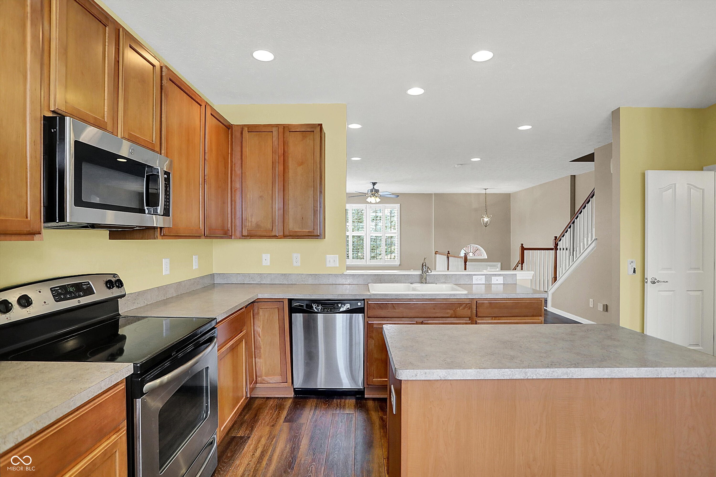 12697 Eliston Lane Fishers, IN 46037 - Photo 19 of 70