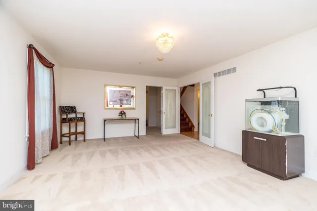 a view of a storage & utility room