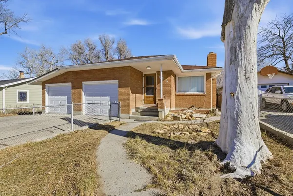 $310,000 | 1235 South Wilson Street, Casper, WY 82601