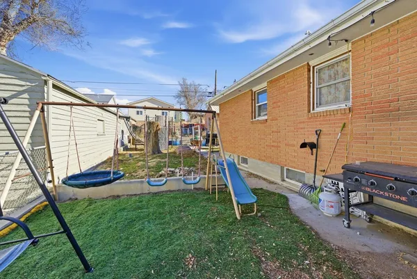 $310,000 | 1235 South Wilson Street, Casper, WY 82601