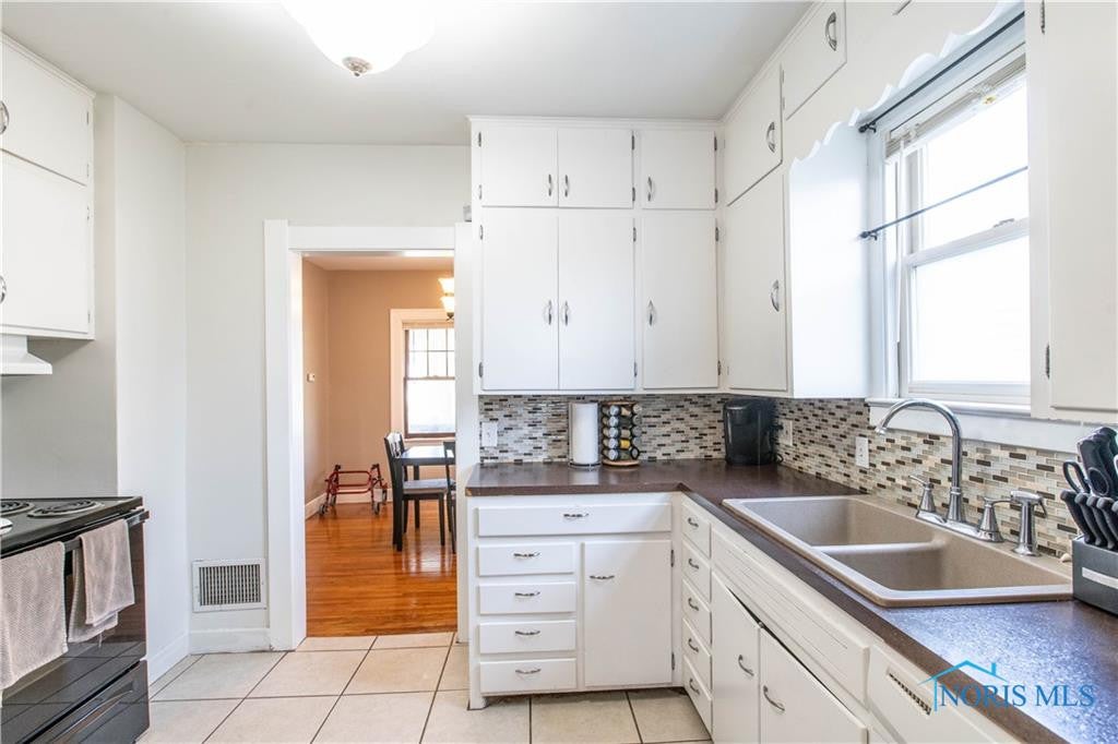 3948 Garrison Road Toledo, OH 43613 - Photo 15 of 33 Gallery Image 15