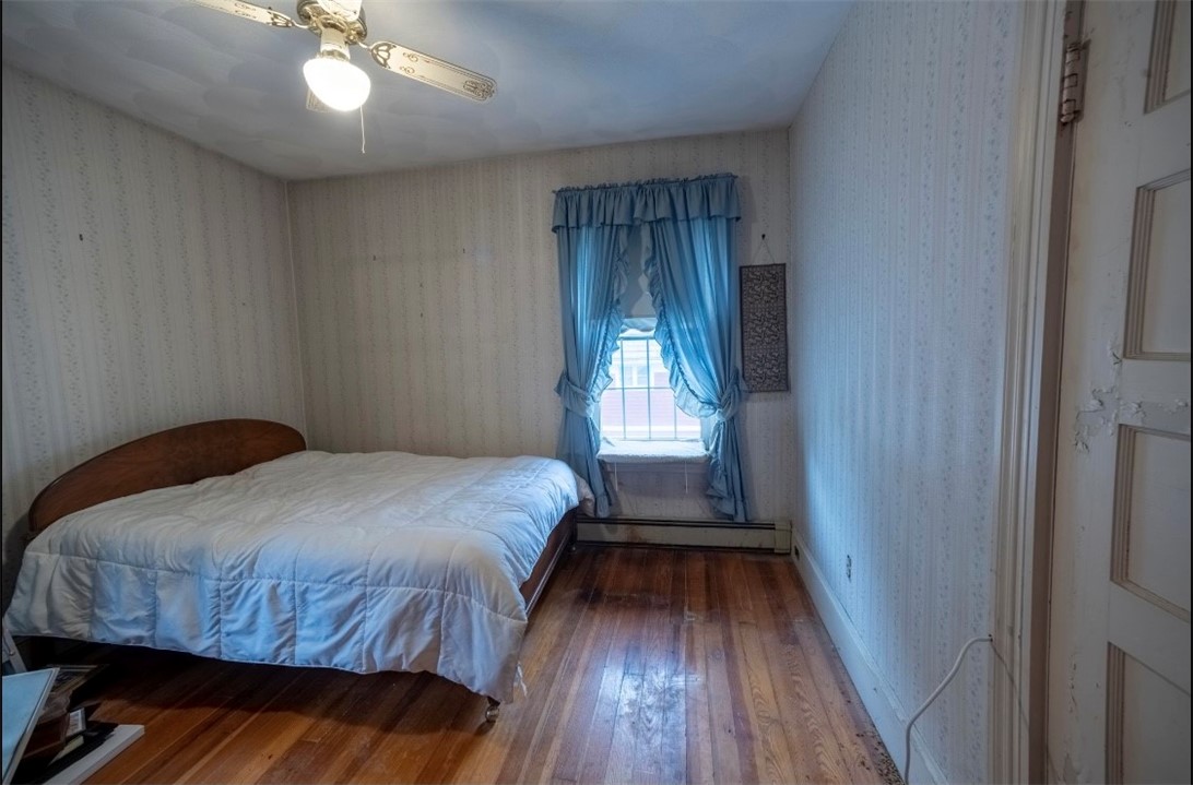 401 Summer Street Woonsocket, RI 02895 - Photo 10 of 23 Extra bedroom
Bedroom 2