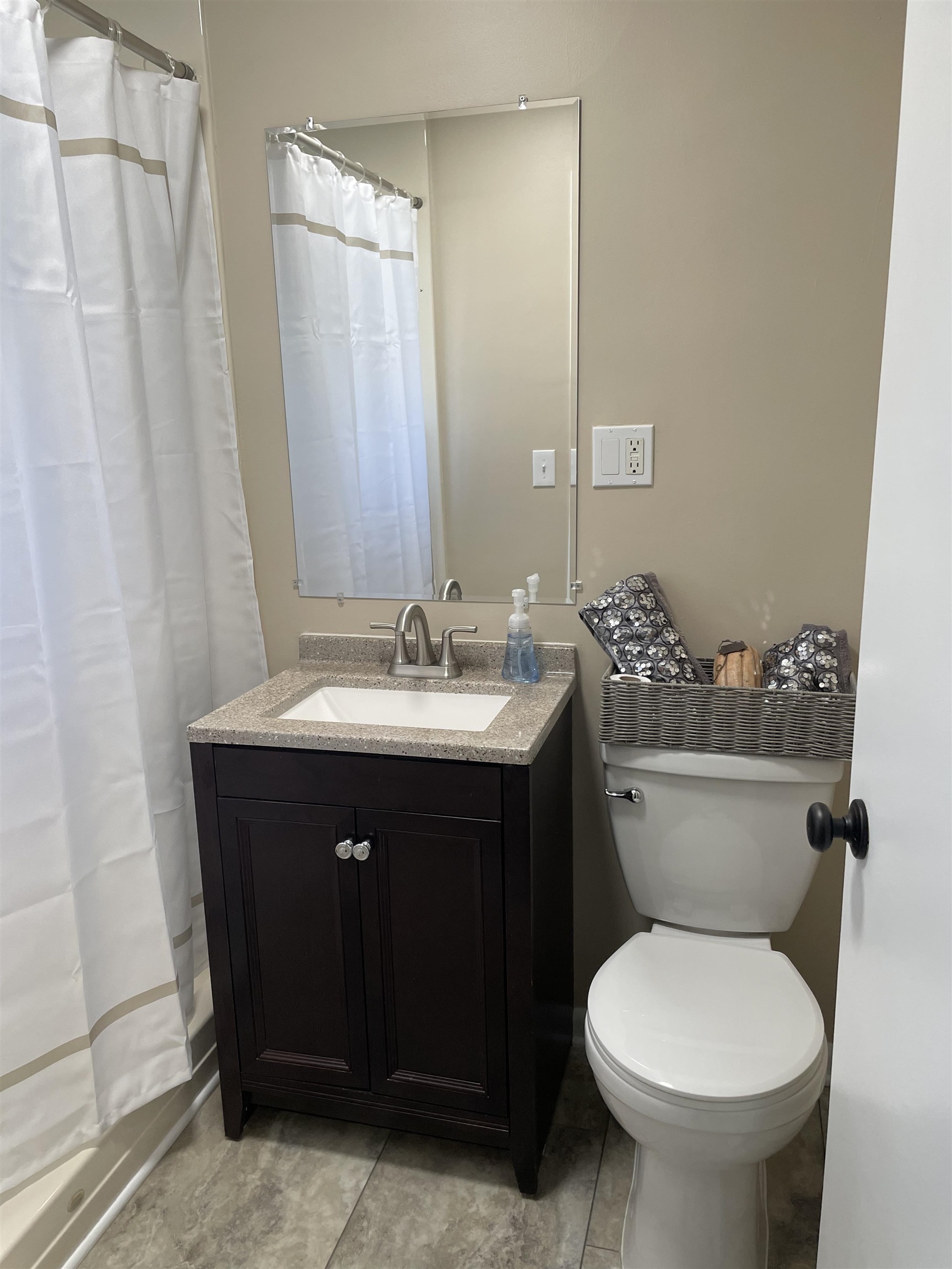2385 Baldwin Road Fenton, MI 48430 - Photo 13 of 26 Full Bath