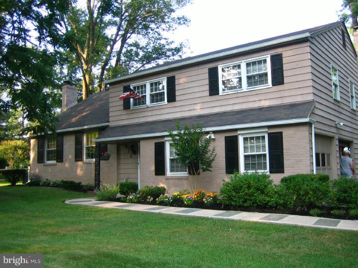 512 Brookhaven Road Wallingford, PA 19086 - Photo 1 of 23 Exterior Front