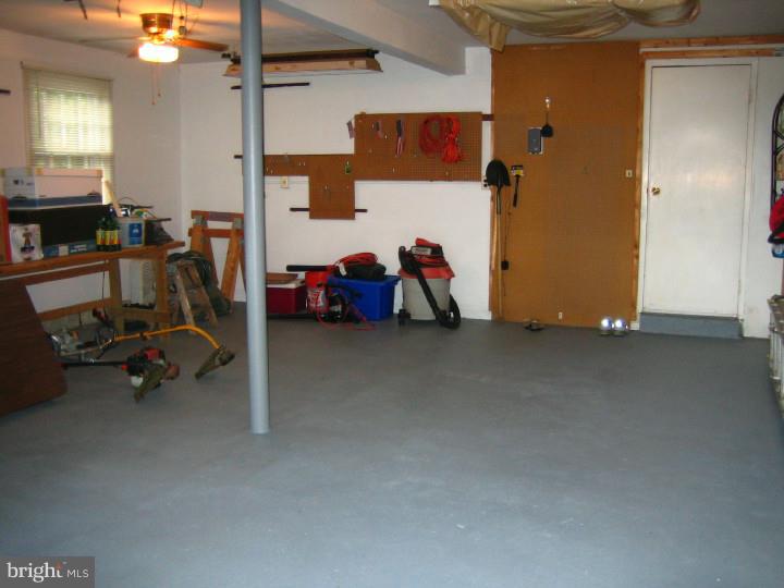 512 Brookhaven Road Wallingford, PA 19086 - Photo 7 of 23 Garage