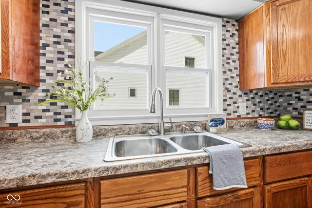 $139,900 | 1706 East 23rd Street, Muncie, IN 47302