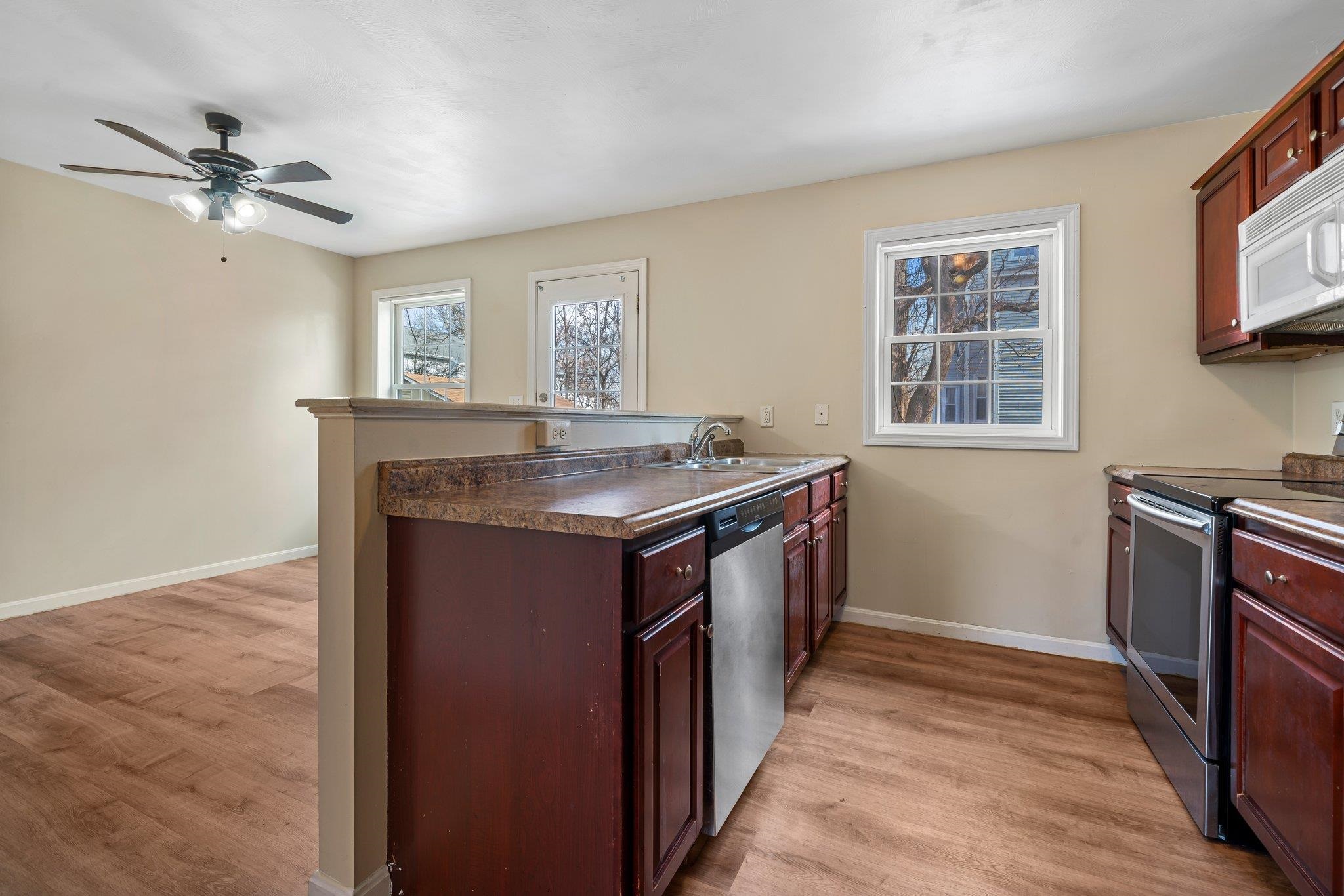 70 Stevens Street Manchester, NH 03103 - Photo 8 of 40
