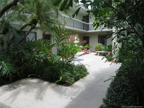 $2,000 | 800 Northwest Fork Road, Unit 64, Stuart, FL 34994