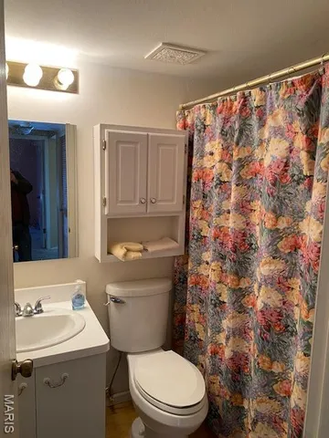 $99,000 | 1021 Adworth Drive, Unit J, St. Louis, MO 63125