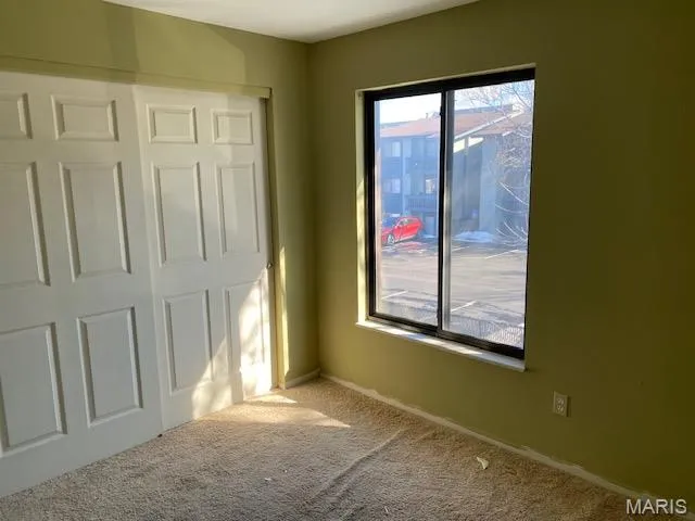 $99,000 | 1021 Adworth Drive, Unit J, St. Louis, MO 63125