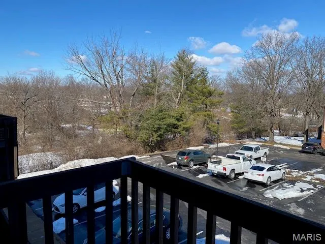 $99,000 | 1021 Adworth Drive, Unit J, St. Louis, MO 63125