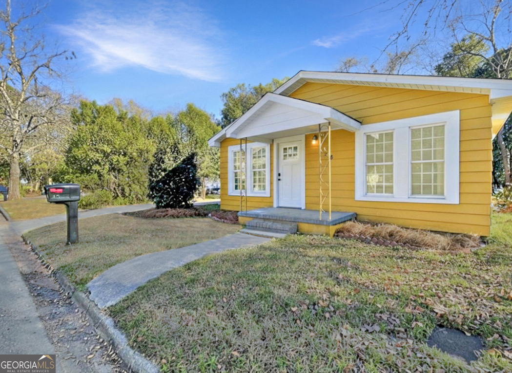 305 Chestnut Street Fort Valley, GA 31030 - Photo 2 of 27