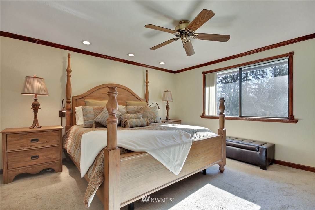 16015 Southeast 166 Street Renton, WA 98058 - Photo 13 of 33 Gallery Image 13