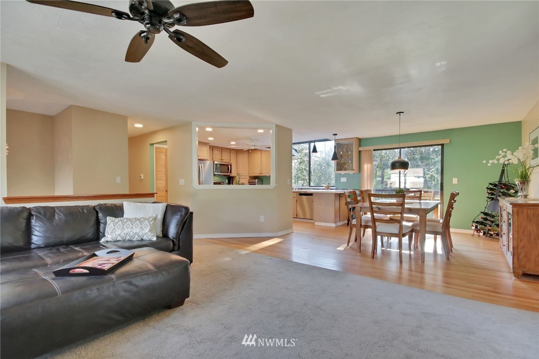 16015 Southeast 166 Street Renton, WA 98058 - Photo 5 of 33 Gallery Image 5