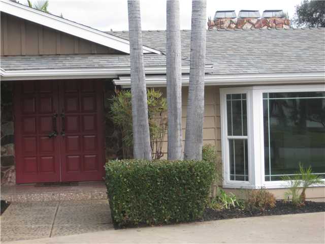 3745 Andreen Street Spring Valley, CA 91977 - Photo 4 of 25 Gallery Image 4