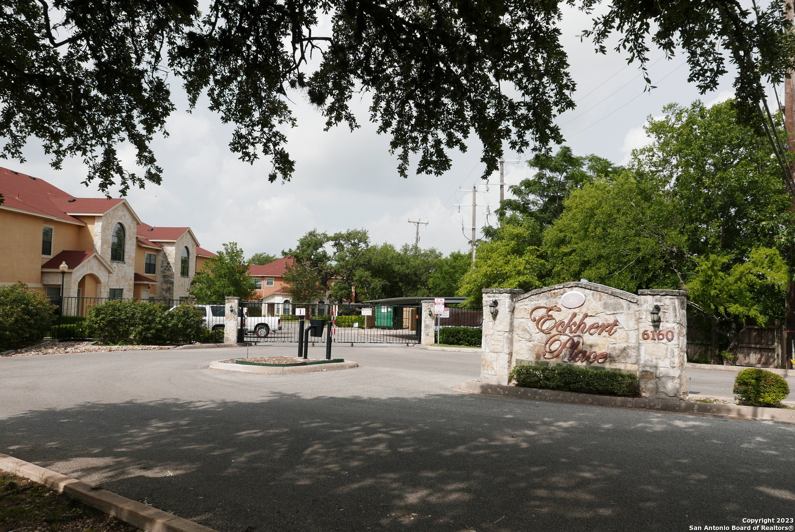 6160 Eckhert Road, Unit 101 San Antonio, TX 78240 - Photo 3 of 36