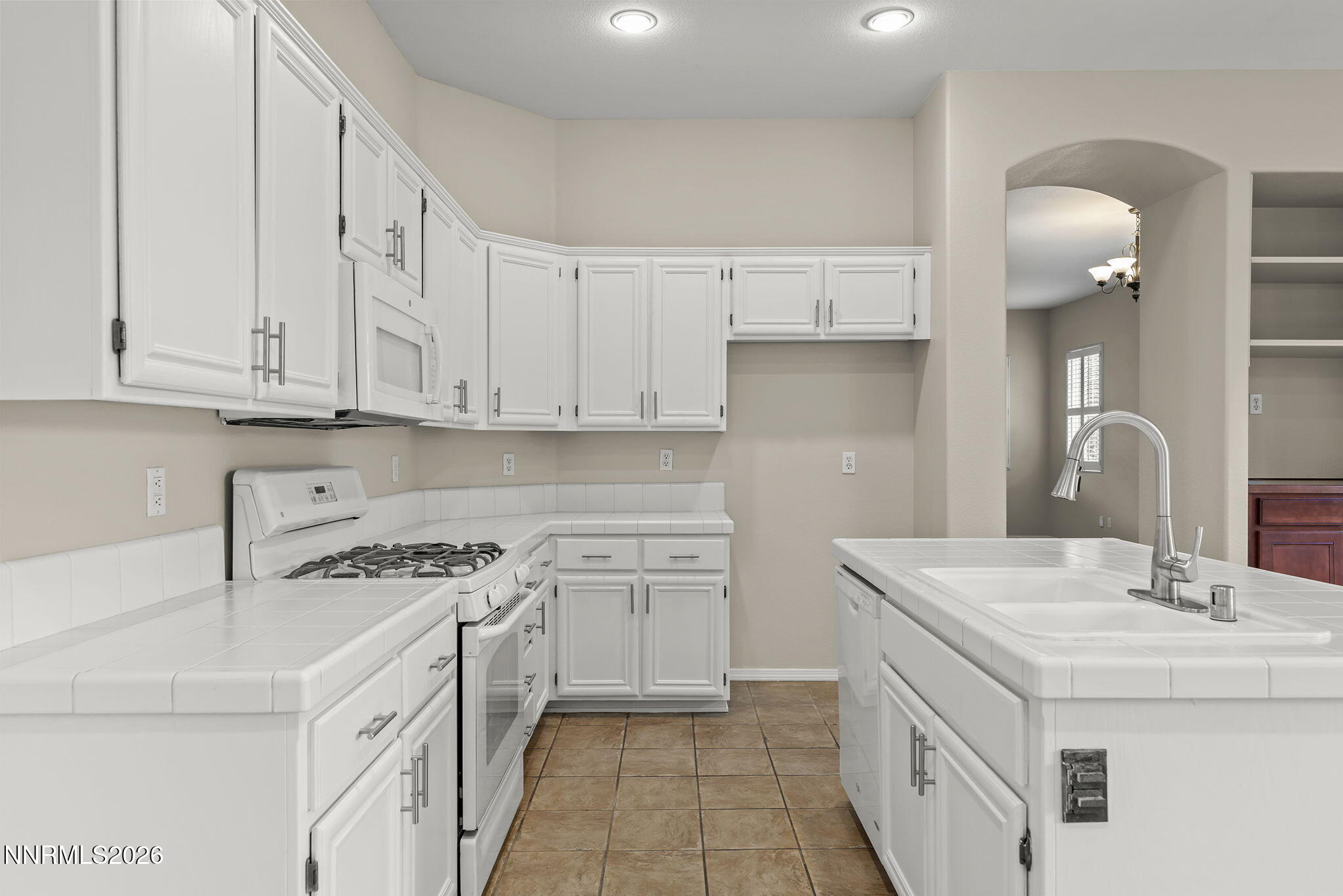 1611 Brentworth Way Reno, NV 89521 - Photo 10 of 42 24-web-or-mls-_DSC2944