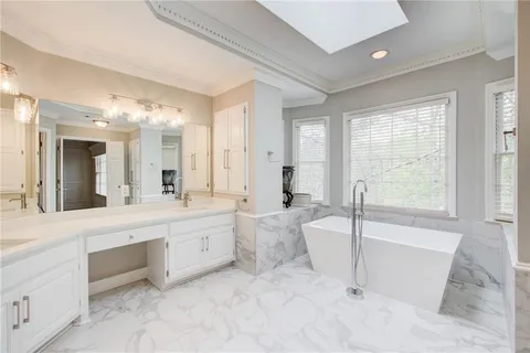 $1,200,000 | 940 Waters Reach Court, Alpharetta, GA 30022