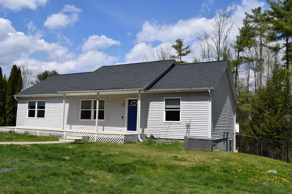 $515,000 | 12 Vermont Drive, Hartford, VT 05001