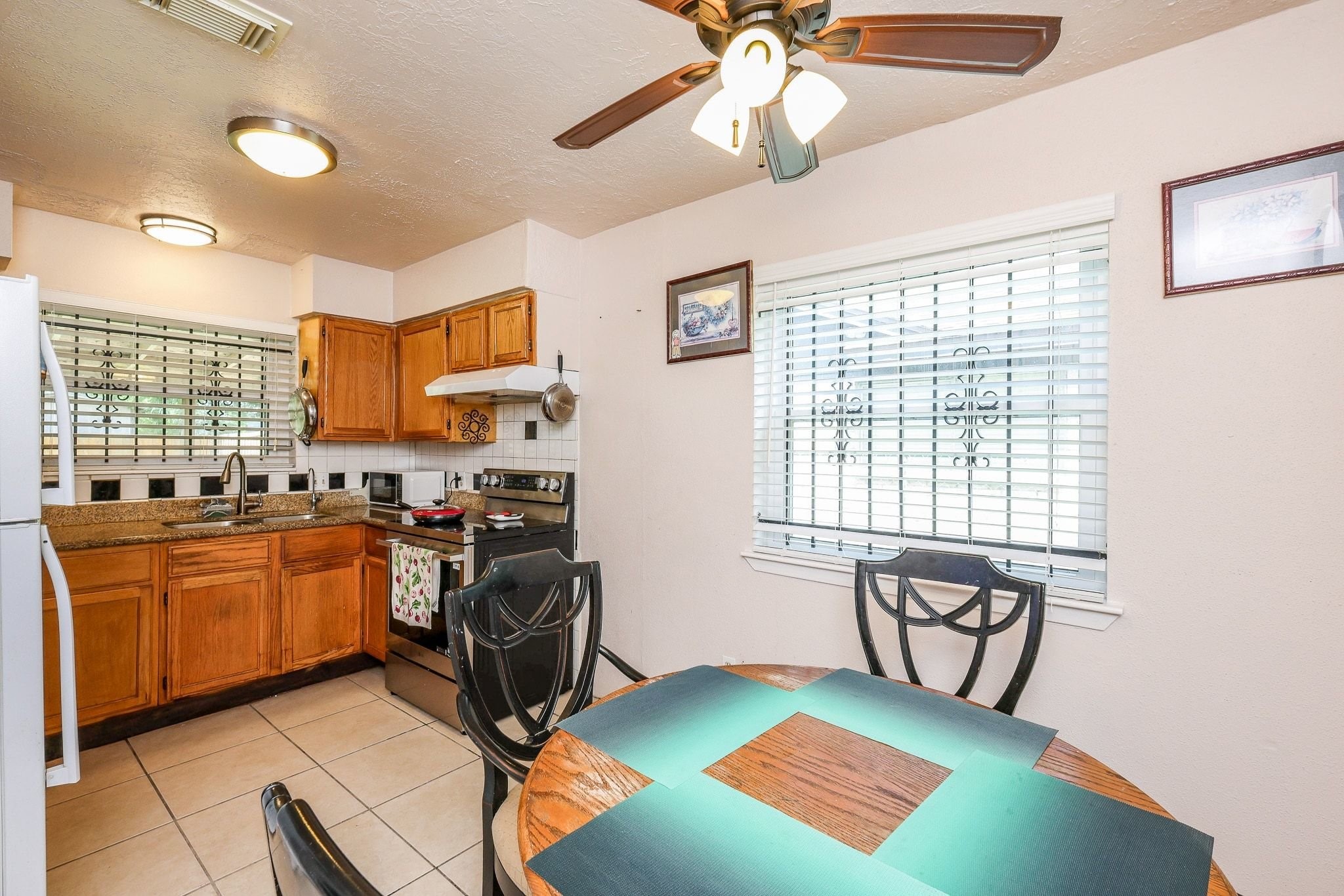 5146 Court Road Houston, TX 77053 - Photo 5 of 20