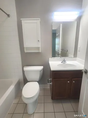 $2,395 | 46 Fairgate Drive, Stamford, CT 06902