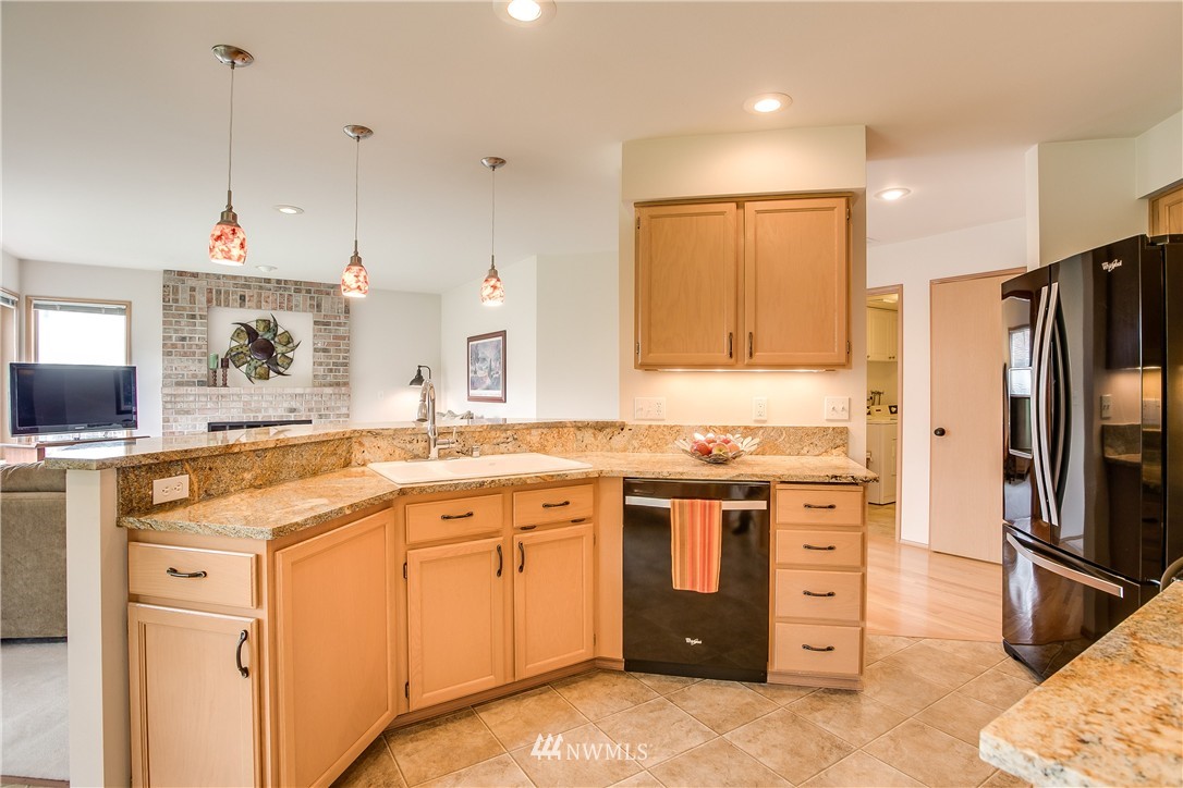 5105 Northeast 20th Street Renton, WA 98059 - Photo 12 of 25 Gallery Image 12