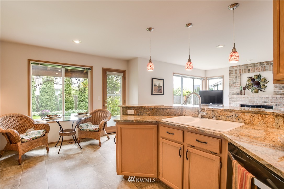5105 Northeast 20th Street Renton, WA 98059 - Photo 13 of 25 Gallery Image 13