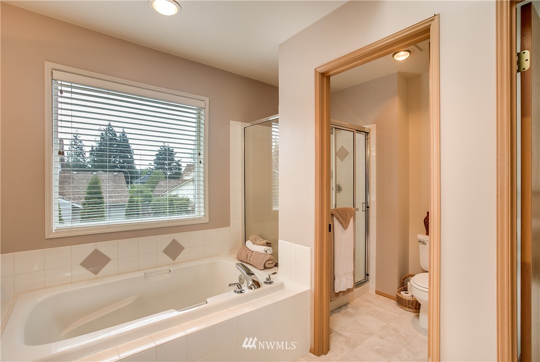 5105 Northeast 20th Street Renton, WA 98059 - Photo 22 of 25 Gallery Image 22