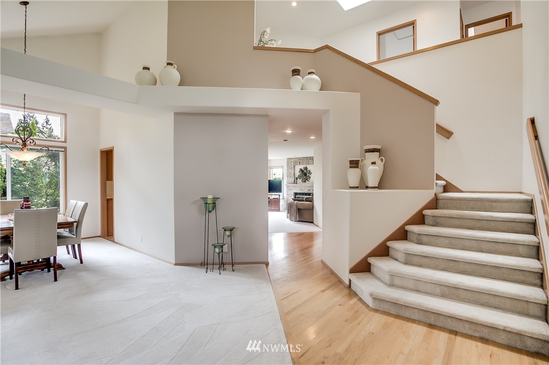5105 Northeast 20th Street Renton, WA 98059 - Photo 4 of 25 Gallery Image 4