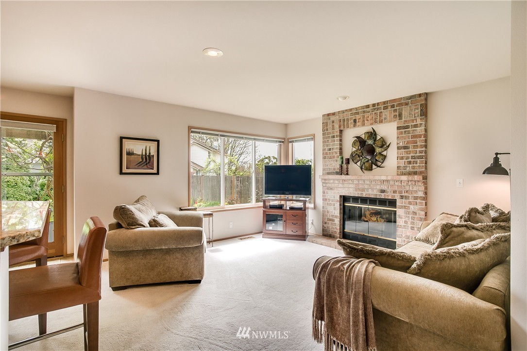 5105 Northeast 20th Street Renton, WA 98059 - Photo 8 of 25 Gallery Image 8