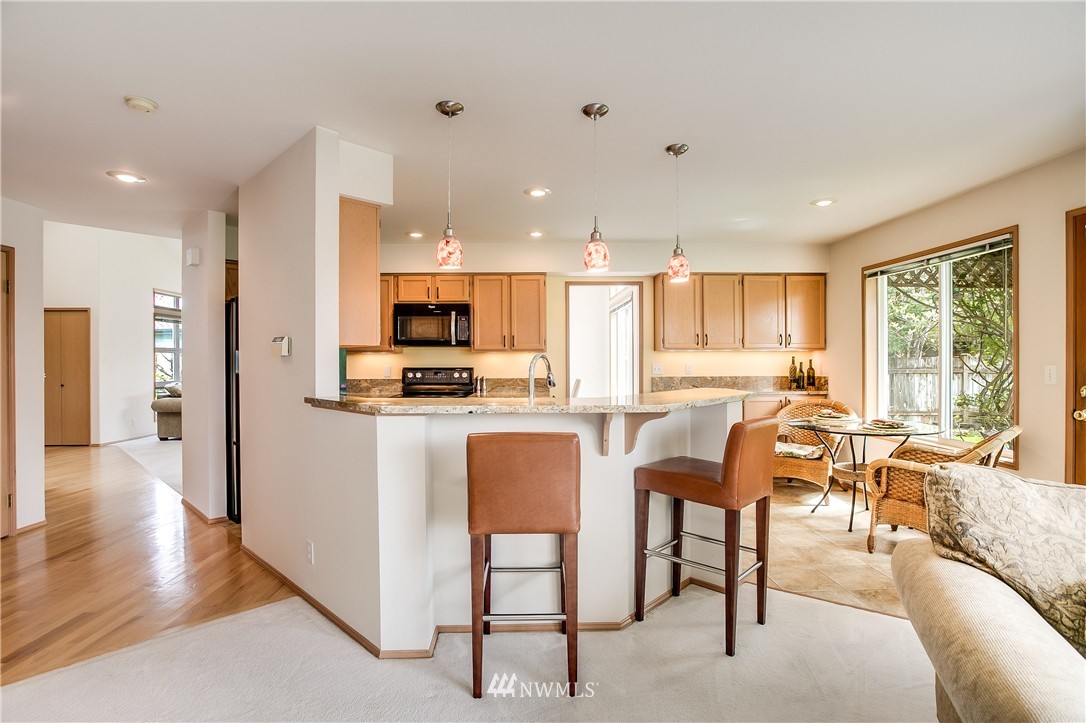 5105 Northeast 20th Street Renton, WA 98059 - Photo 10 of 25 Gallery Image 10