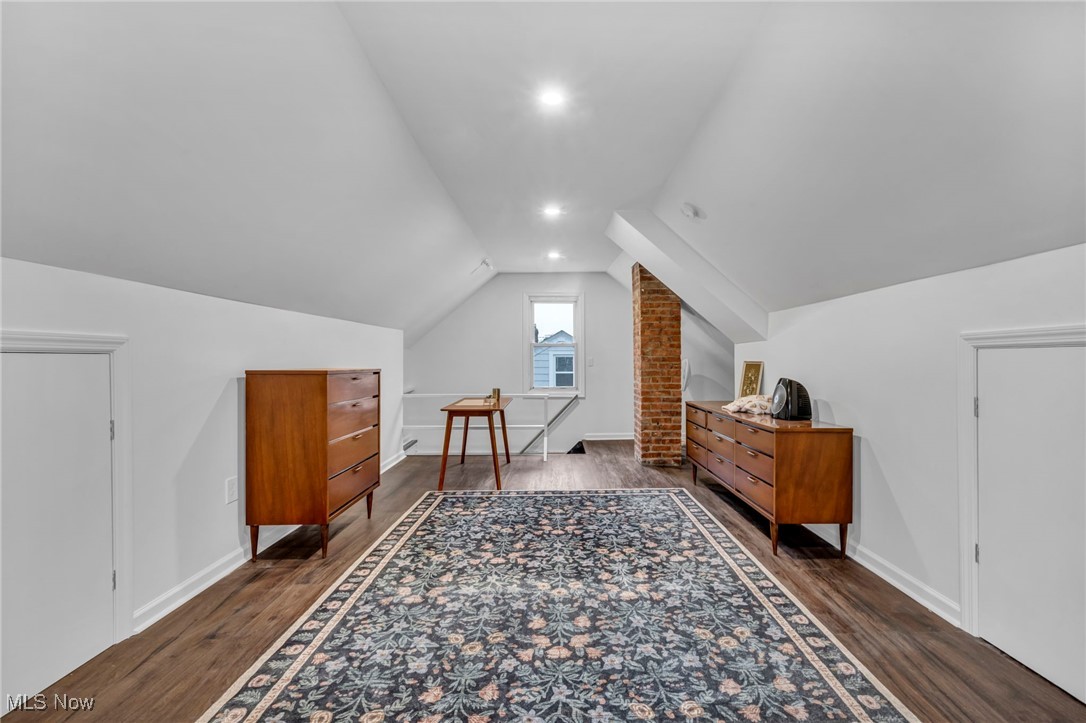 955 Cambridge Road Cleveland, OH 44121 - Photo 24 of 30 third floor bedroom LVP, freah paint