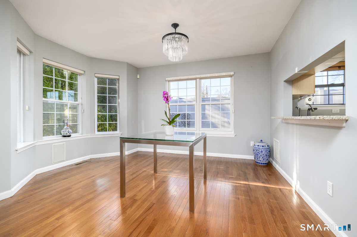 596 Glenbrook Road, Unit 12 Stamford, CT 06906 - Photo 6 of 25